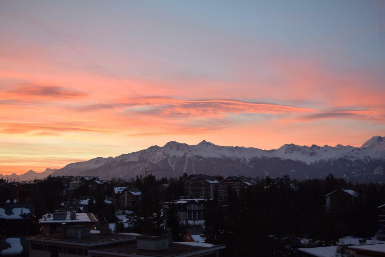 Superbe Studio A Crans-Montana Apartment Exterior photo